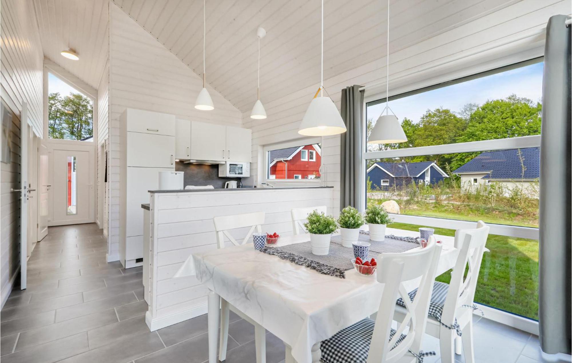 Cozy Home In Krems Ii-Warderbrueck With Wifi Gols Экстерьер фото